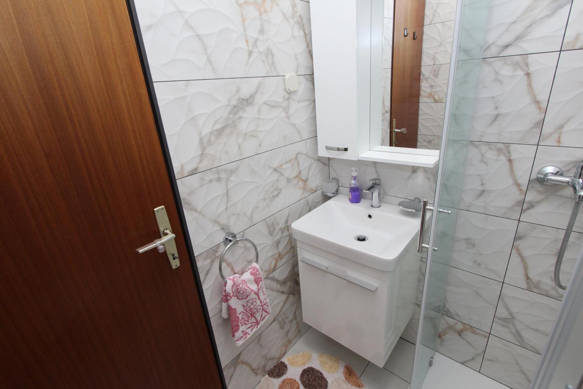 Rooms And Apartment Sanja โรวีน ภายนอก รูปภาพ